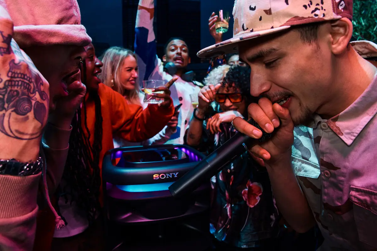 27 28 ULT Tower10 02839 V01